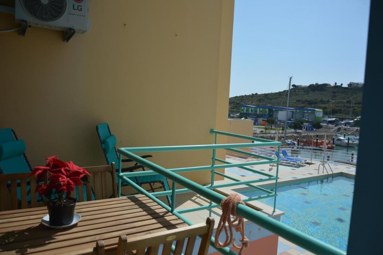 Beautiful Apartment In Albufeira Marina Екстер'єр фото